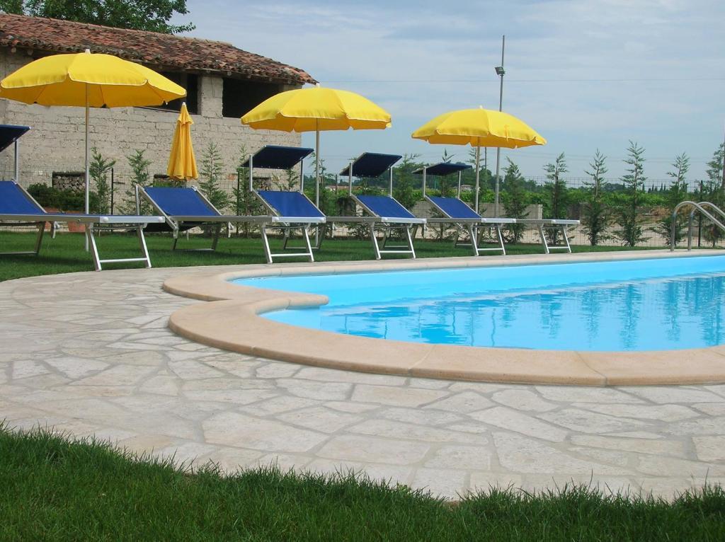 Agriturismo Colombarola Сона Экстерьер фото