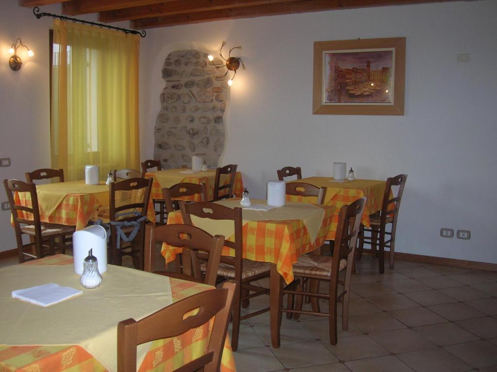 Agriturismo Colombarola Сона Экстерьер фото