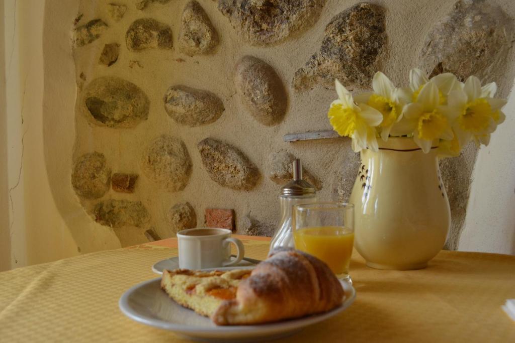 Agriturismo Colombarola Сона Экстерьер фото